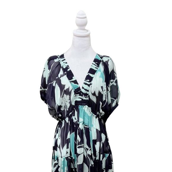 SOLD - Picture 4 of 8